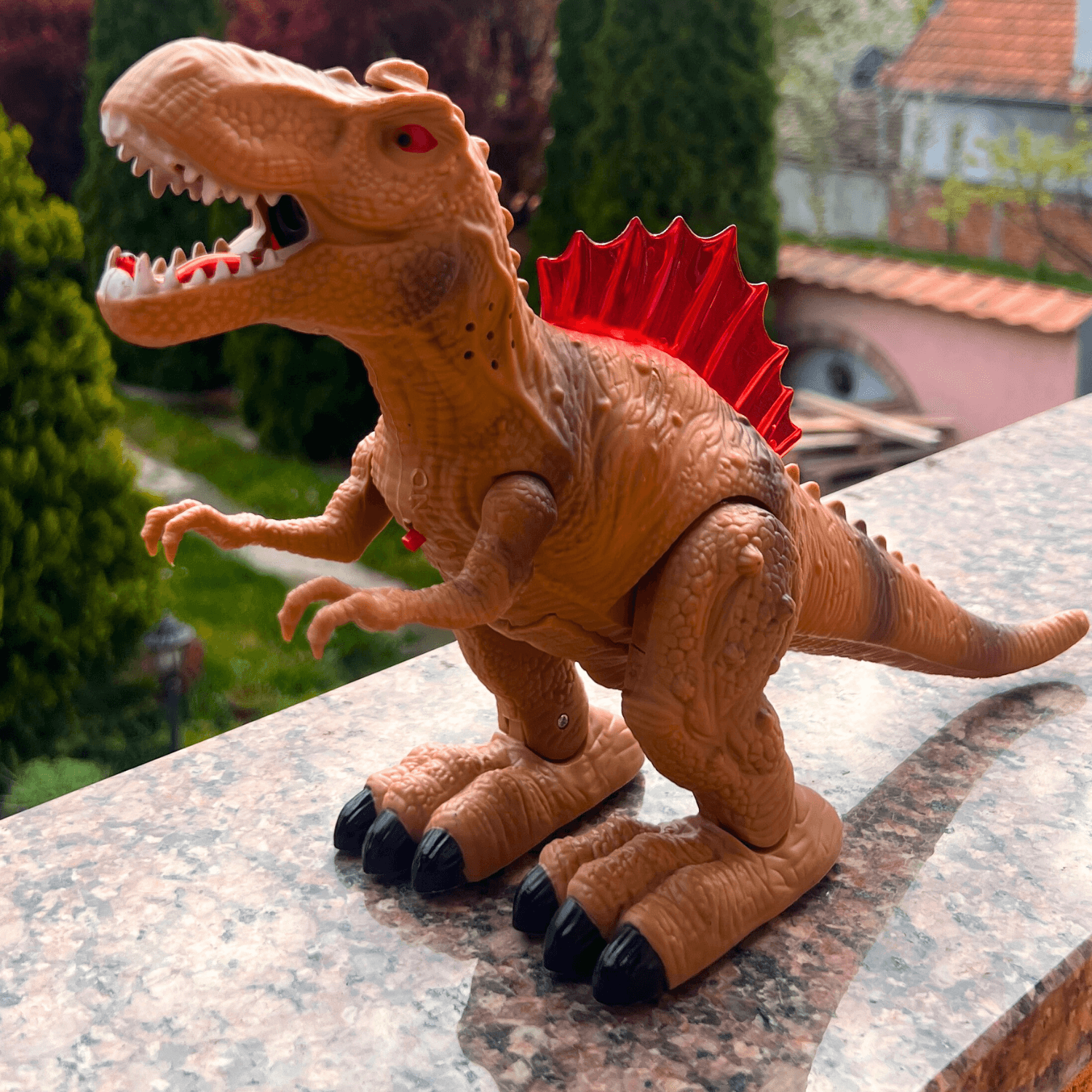 Tiranosaurus Reks - Pljuje Vatru