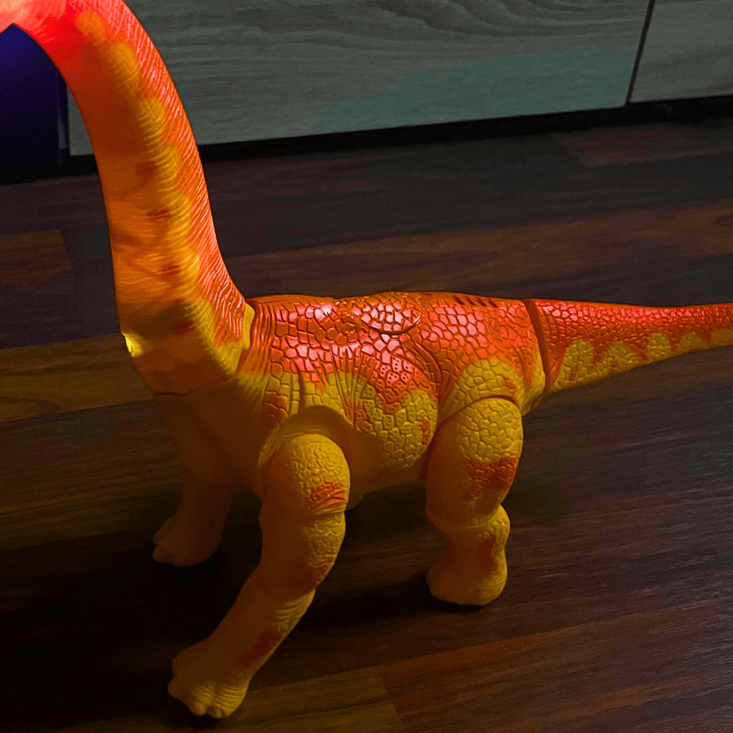 Dinosaurus Dečija Igračka + GRATIS JAJA